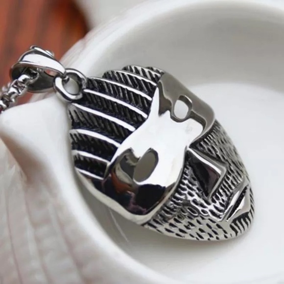 Stainless Steel Chain Mask Pendant Necklace - Picture 3 of 7